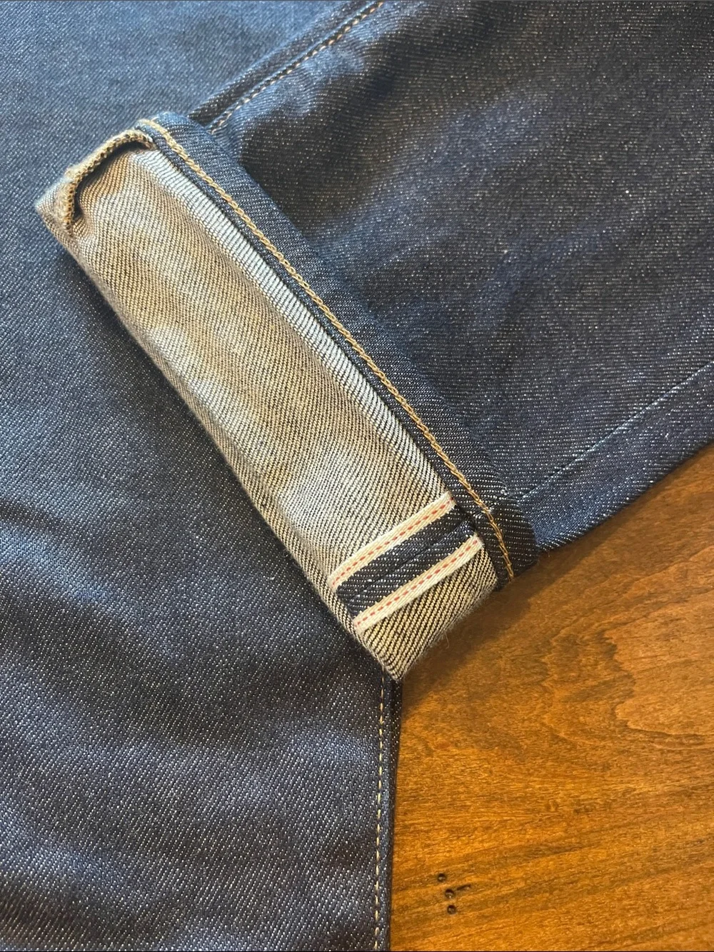 Uniqlo Men's Selvedge Red Stitch, Slim Straight Dark Indigo Jeans 35x32 - Picture 2 of 7